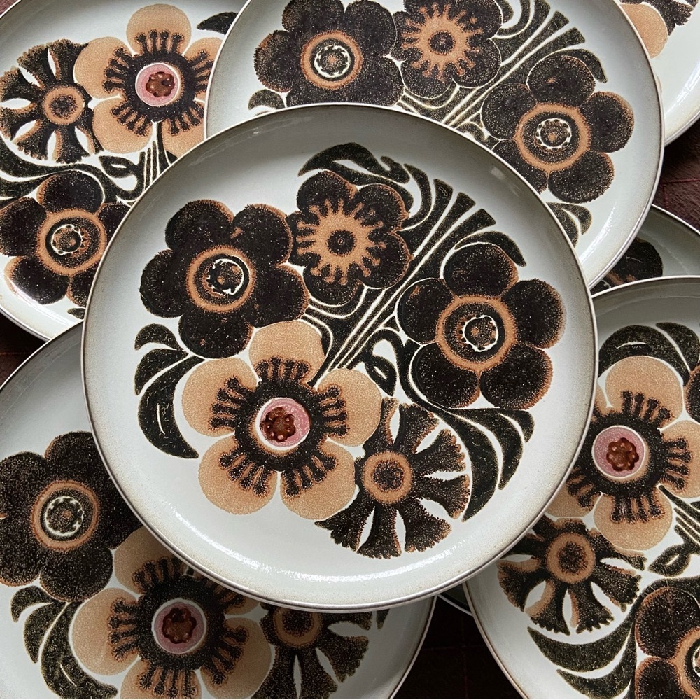 Westbury Danby Vintage 8 10” Dinner Plates Brown Tan Floral MCM - Rare!